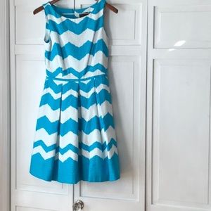 Just Taylor blue and white dress